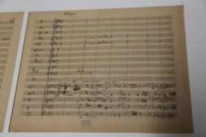 Movement 4: Adagio. Sehr langsam und noch zuruckhaltend