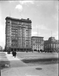 1908-1909 Hotel Savoy